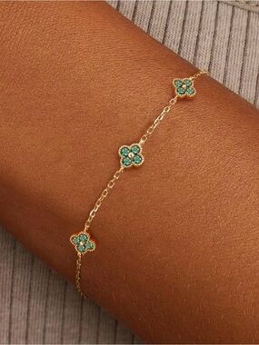 Gold Clover Bracelet Dainty 14K Gold Plated Cute Friendship
